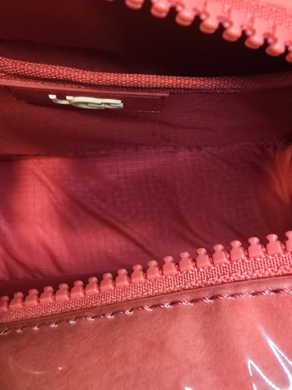 UGG Janey Clear And Plush Crossbody Bag - Picture 9 of 10